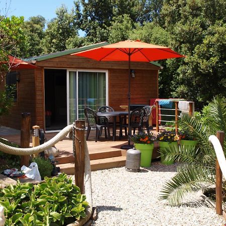 Le Petit Chalet ポルティシオ エクステリア 写真