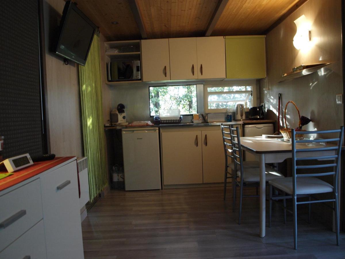Le Petit Chalet ポルティシオ エクステリア 写真